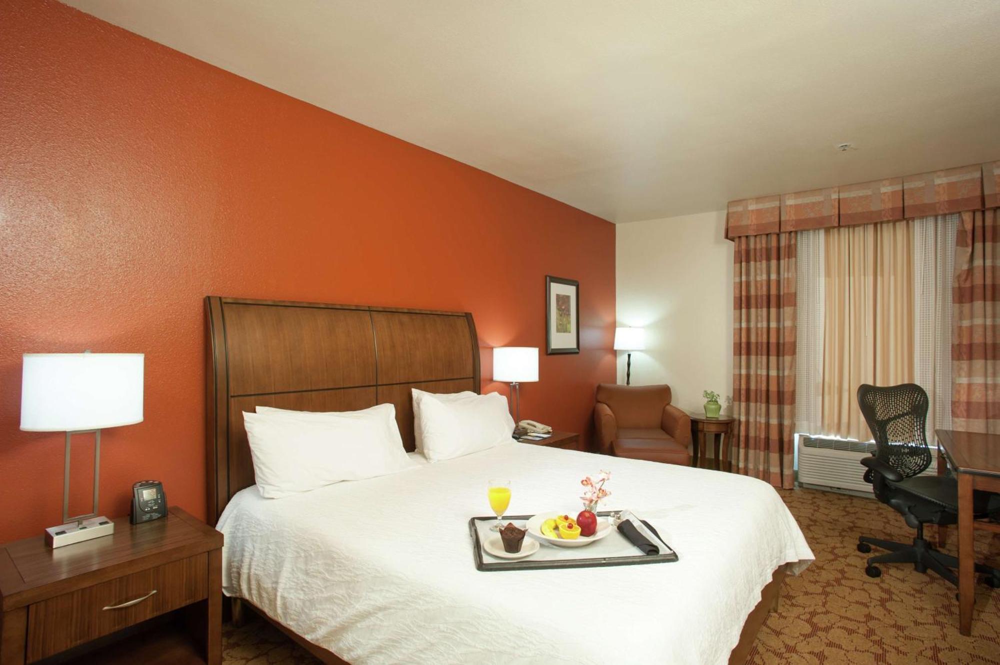 Hilton Garden Inn Tulsa Airport Dış mekan fotoğraf