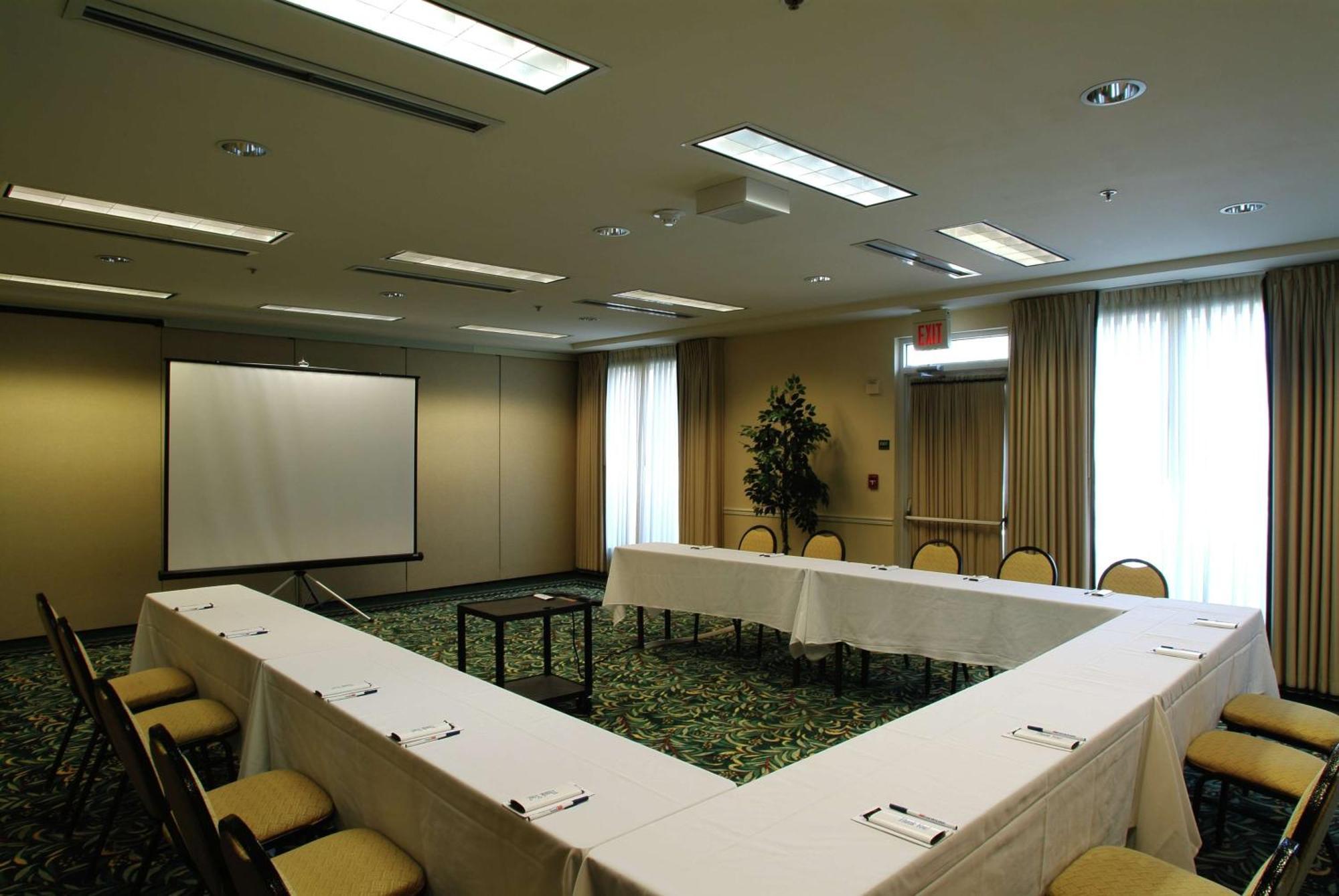 Hilton Garden Inn Tulsa Airport Dış mekan fotoğraf