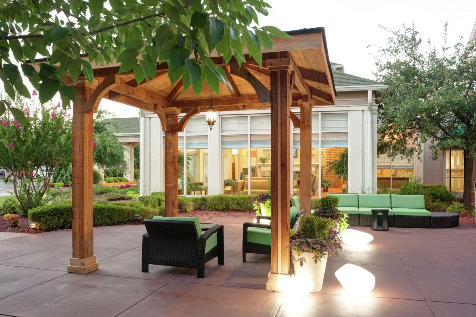 Hilton Garden Inn Tulsa Airport Dış mekan fotoğraf