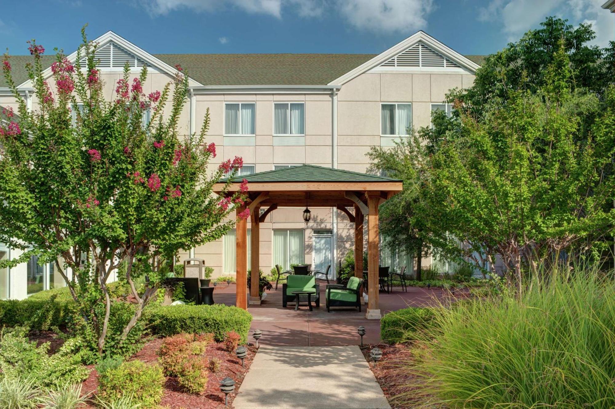 Hilton Garden Inn Tulsa Airport Dış mekan fotoğraf