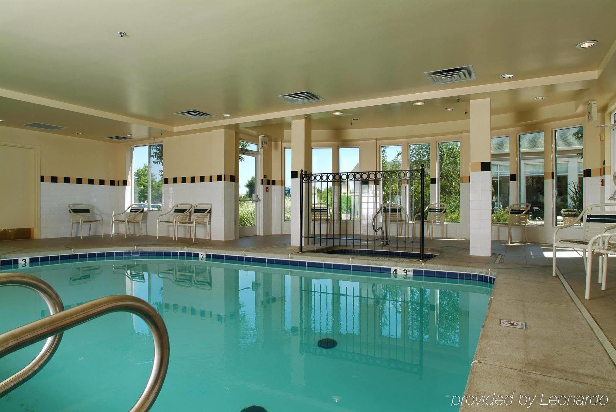 Hilton Garden Inn Tulsa Airport Dış mekan fotoğraf
